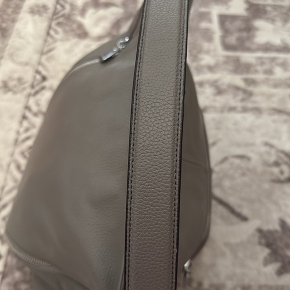 Bostanten Gray Leather Hobo Bag - Picture 7 of 10